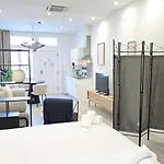 Velarde By Del Parque Flats 아파트 *