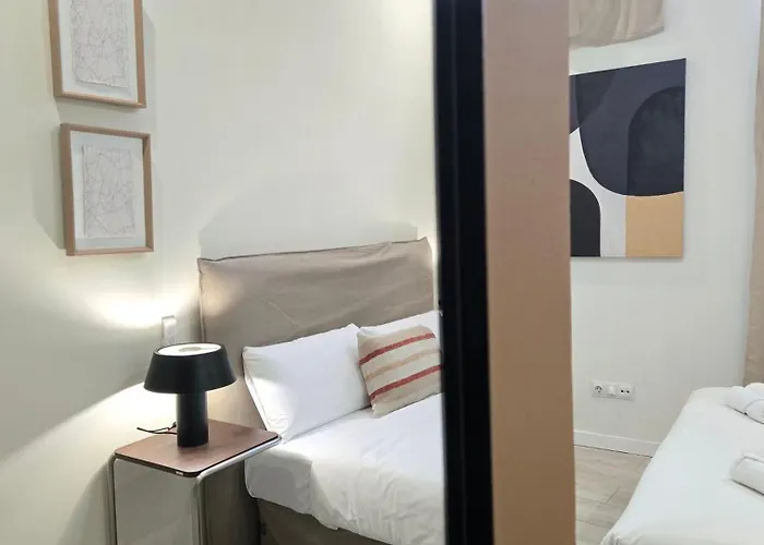Apartment Velarde By Del Parque Flats Málaga